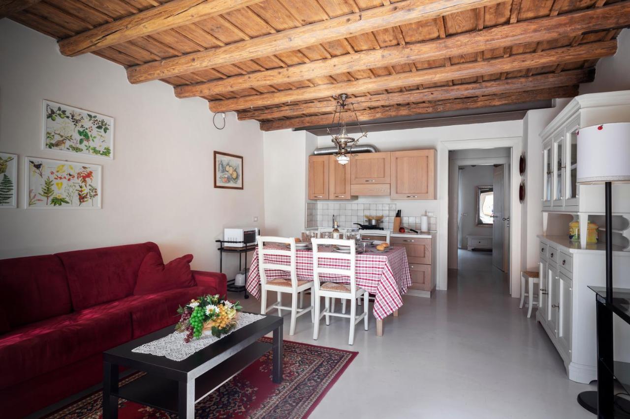 Corte Dei Soavi Suites - Apartments Soave Kültér fotó