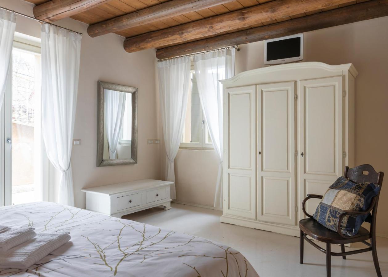 Corte Dei Soavi Suites - Apartments Soave Kültér fotó