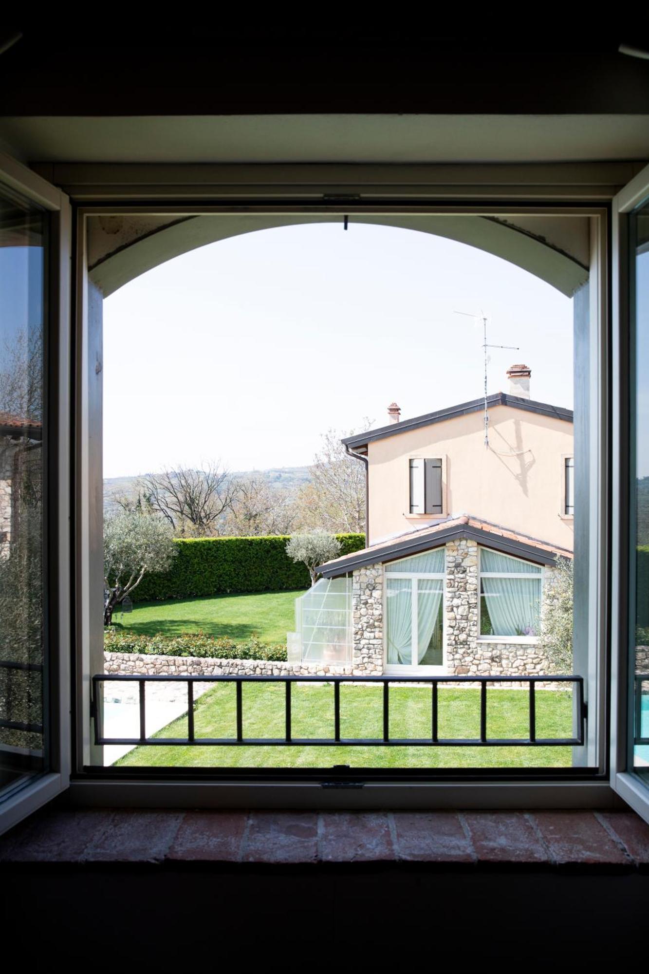 Corte Dei Soavi Suites - Apartments Soave Kültér fotó