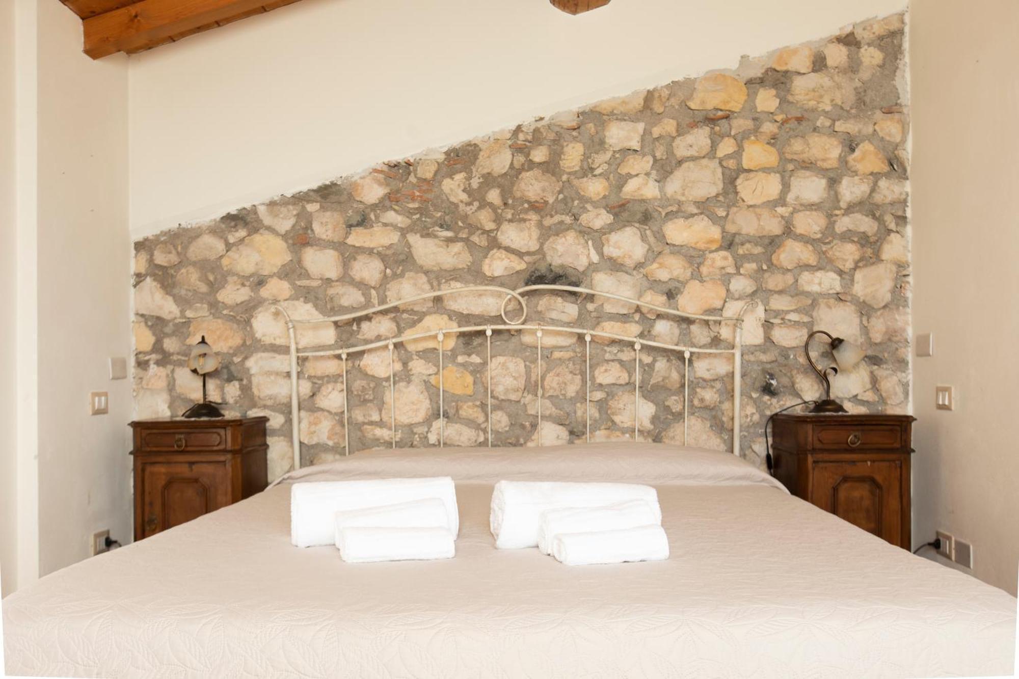 Corte Dei Soavi Suites - Apartments Soave Kültér fotó