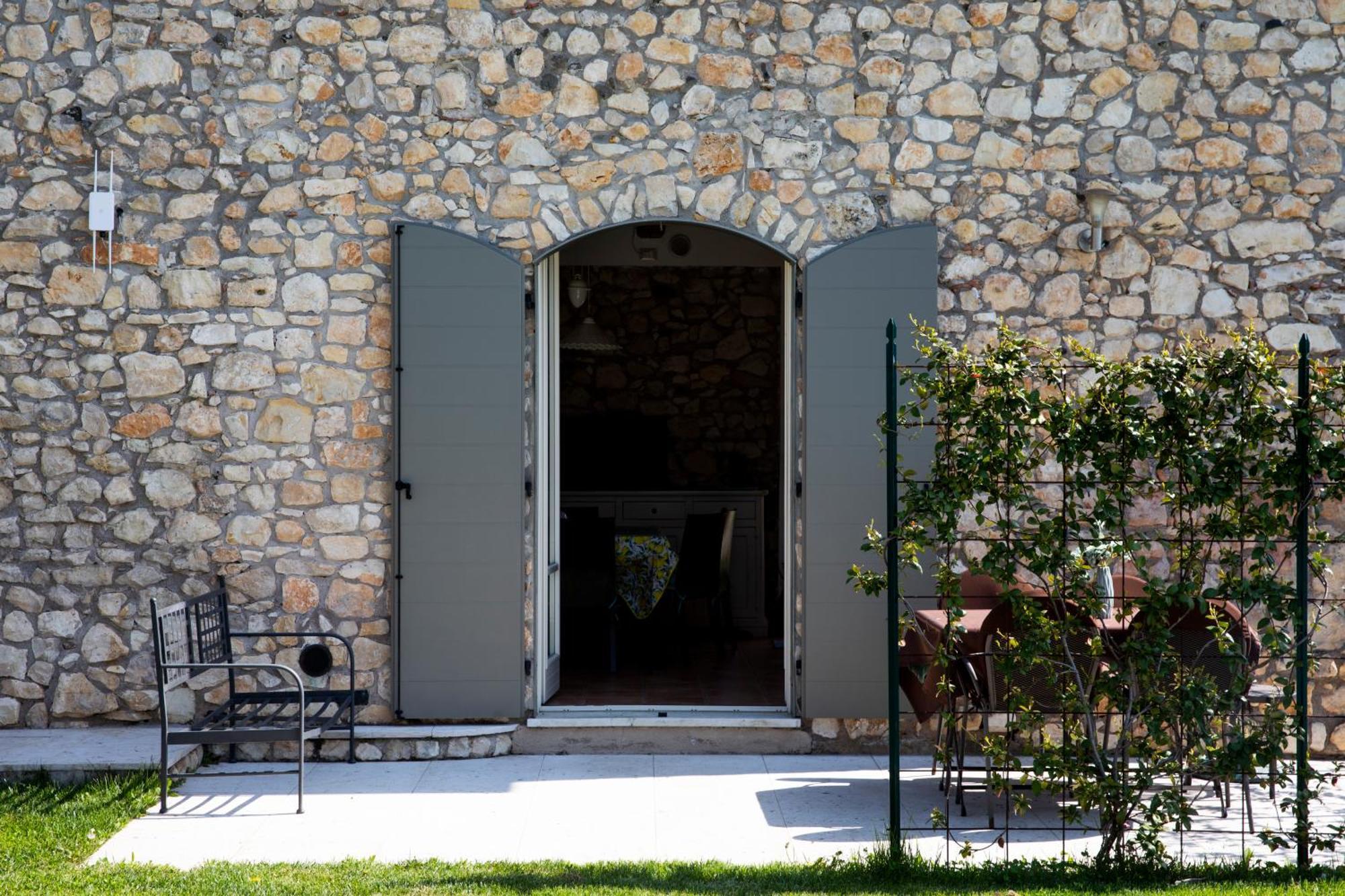 Corte Dei Soavi Suites - Apartments Soave Kültér fotó