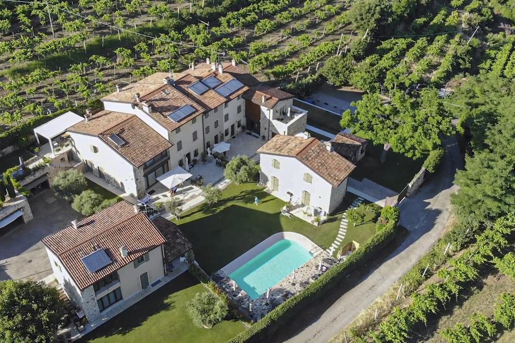 Corte Dei Soavi Suites - Apartments Soave Kültér fotó