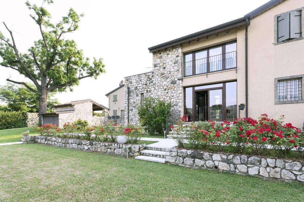 Corte Dei Soavi Suites - Apartments Soave Kültér fotó