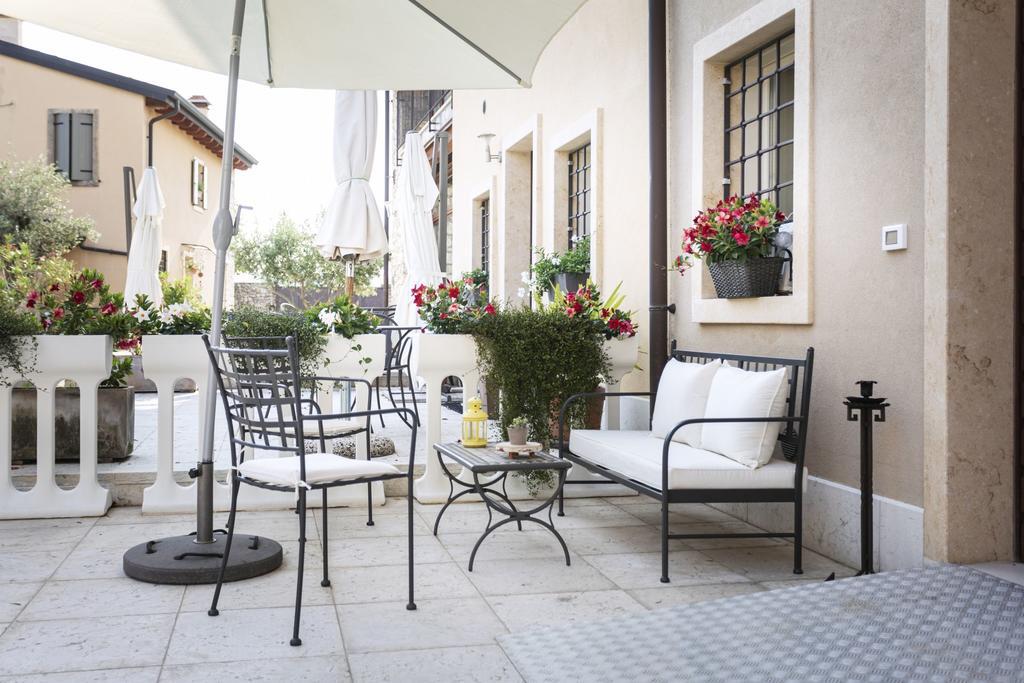 Corte Dei Soavi Suites - Apartments Soave Kültér fotó
