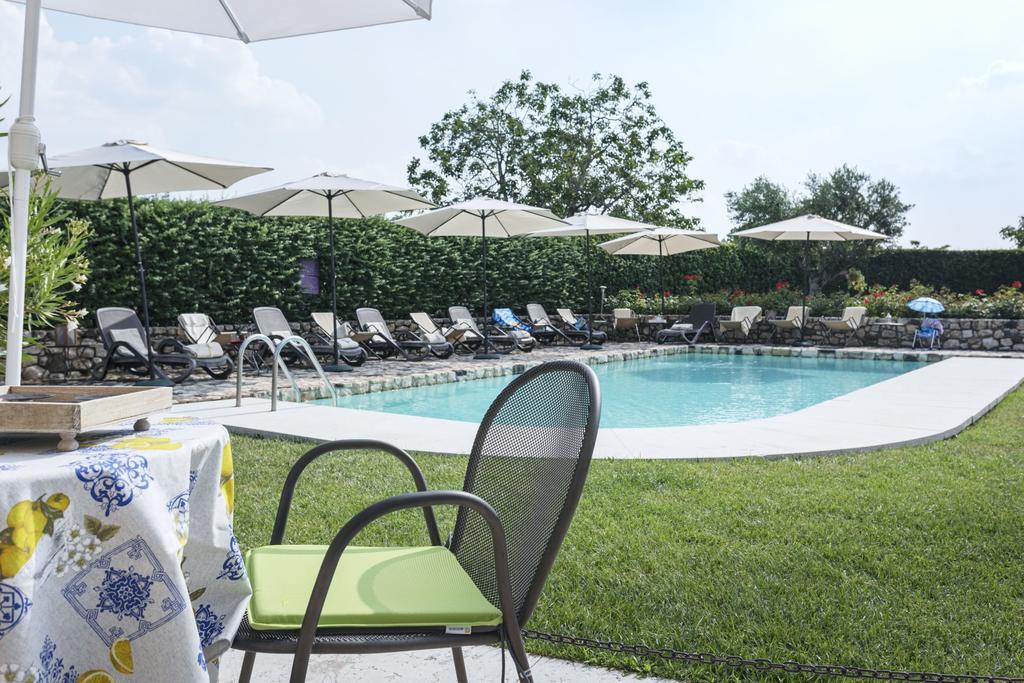 Corte Dei Soavi Suites - Apartments Soave Kültér fotó