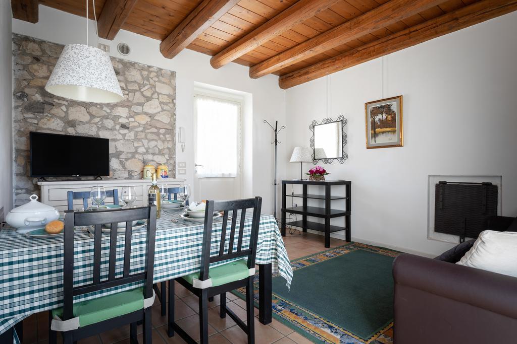 Corte Dei Soavi Suites - Apartments Soave Szoba fotó